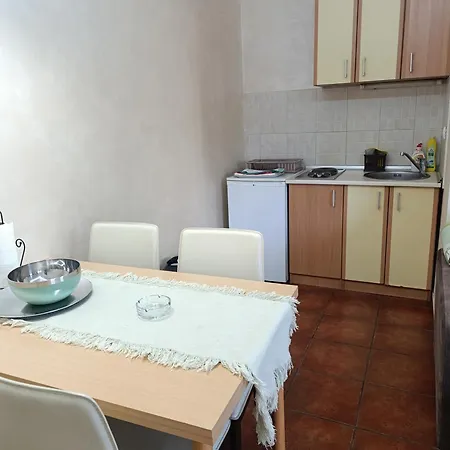 Knez Apartment *